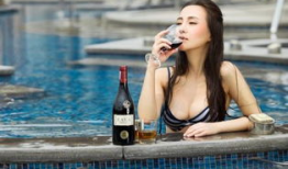 女主叫弯弯的电视剧,一段青春成长的励志传奇