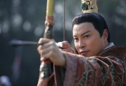 电视剧凤凰,传奇英雄的崛起之路